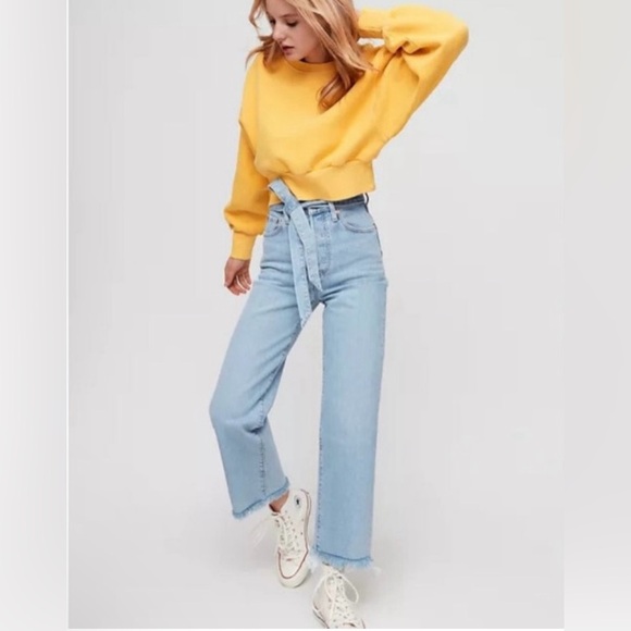 Levi’s ribcage jeans size 23 - Picture 3 of 4